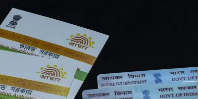 Aadhaar-Bank Account Linking: आधार कार्ड को बैंक अकाउंट से कैसे करें लिंक, यहां जानें पूरी विधि