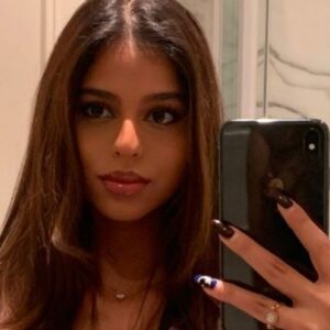 Suhana Khan Photo: सुहाना खान की मिरर सेल्फी सोशल मीडिया पर हुई वायरल, देखें फोटो