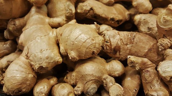 Ginger Health Benefits: अदरक का उपयोग, फायदे और नुकसान