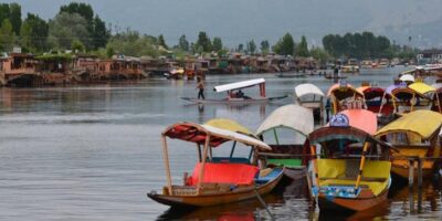 Kashmir City Information: Best Tourist Places, Climate, Hotels & ATMs in Kashmir