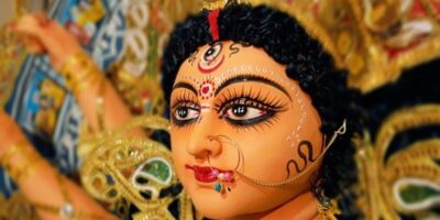 Navratri 2023: नवरात्रि पर मां दुर्गा को प्रसन्न करने के लिए सुने सदाबहार भजन