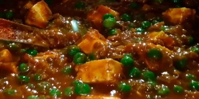 Matar Paneer recipe: स्वाद में रेस्टोरेंट जैसा मटर पनीर बनाने का सीक्रेट तरीका