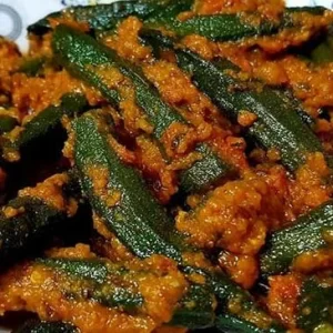 Bhindi Masala Recipe: लंच के लिए इन तरीको से बनाएं स्वादिष्ट और चटपटा भिंडी मसाला रेसिपी