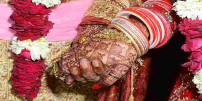 Happy Wedding Wishes: इन खास संदेशों से दोस्तों और रिश्तेदारों को दें शादी की हार्दिक शुभकामनाएं