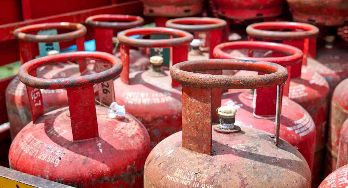 Gas Cylinders: रसोई गैस सिलिंडर गोल क्यों होता है? जानें इसके पीछे की वजह